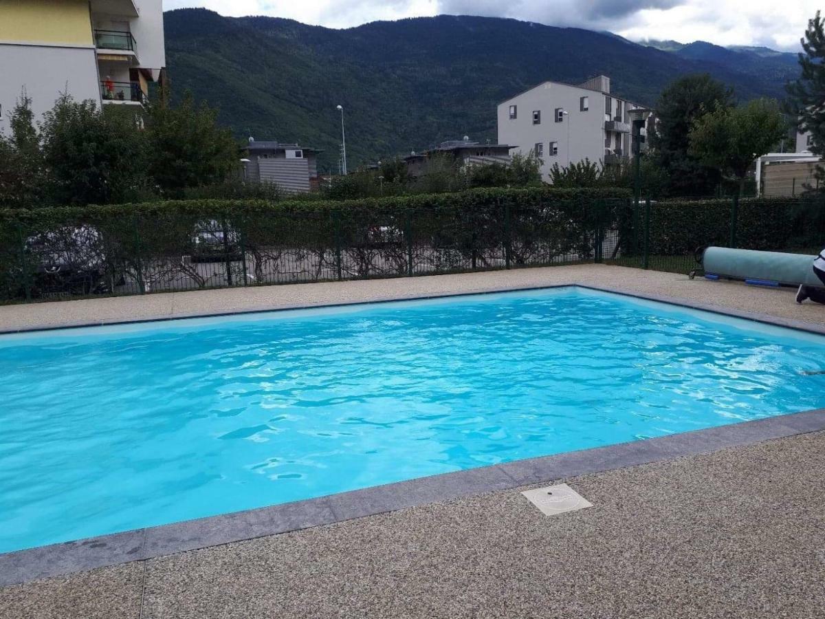 L Edelweiss Et Sa Piscine Apartment Албервил Екстериор снимка