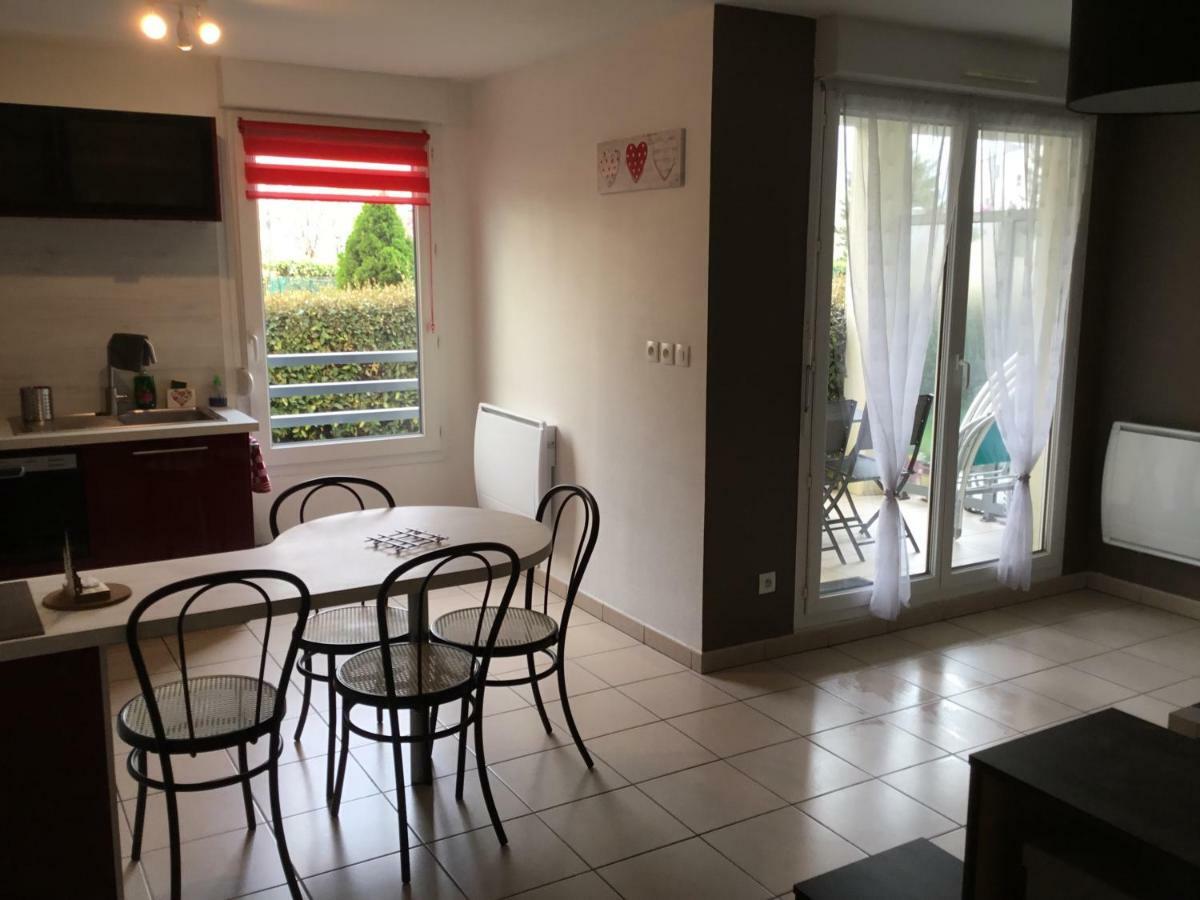 L Edelweiss Et Sa Piscine Apartment Албервил Екстериор снимка