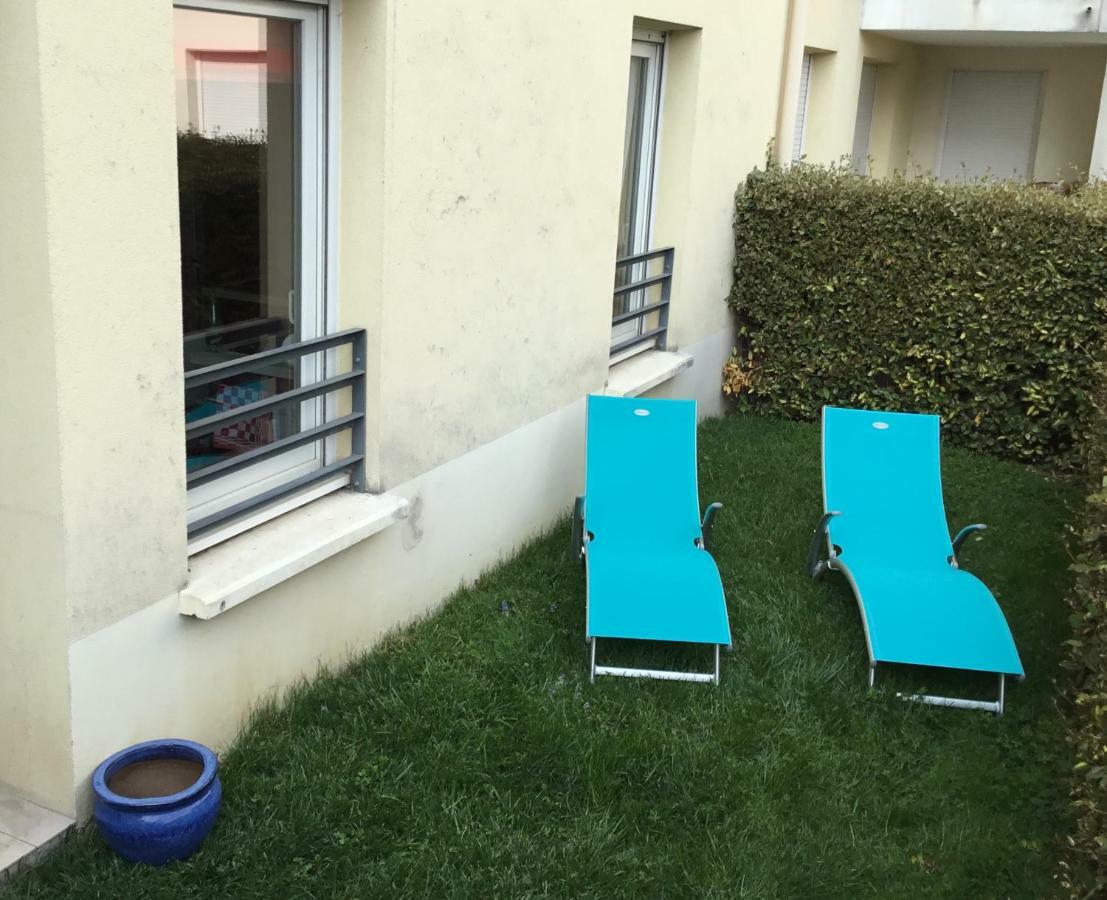 L Edelweiss Et Sa Piscine Apartment Албервил Екстериор снимка